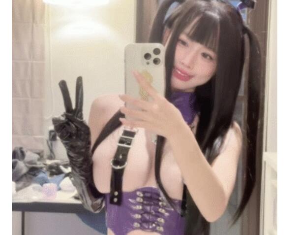 台湾肥臀巨乳Coser福利姬「Rinka」OF私拍 阿黑颜少女愿做主人的小猫咪